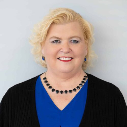 Angela Sayer Headshot